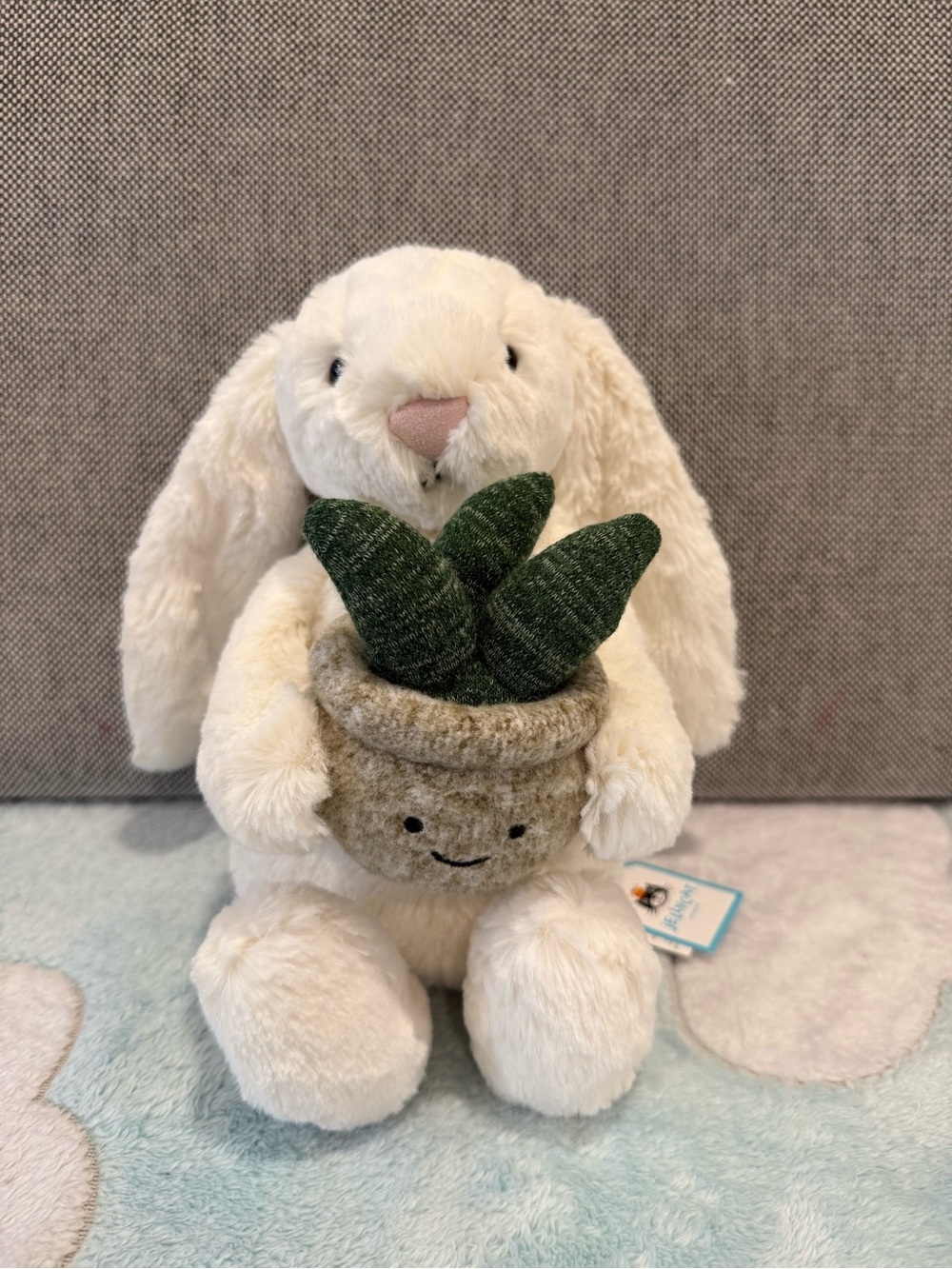 Jellycat Cream Bunny with Plant BNWT - Authentic